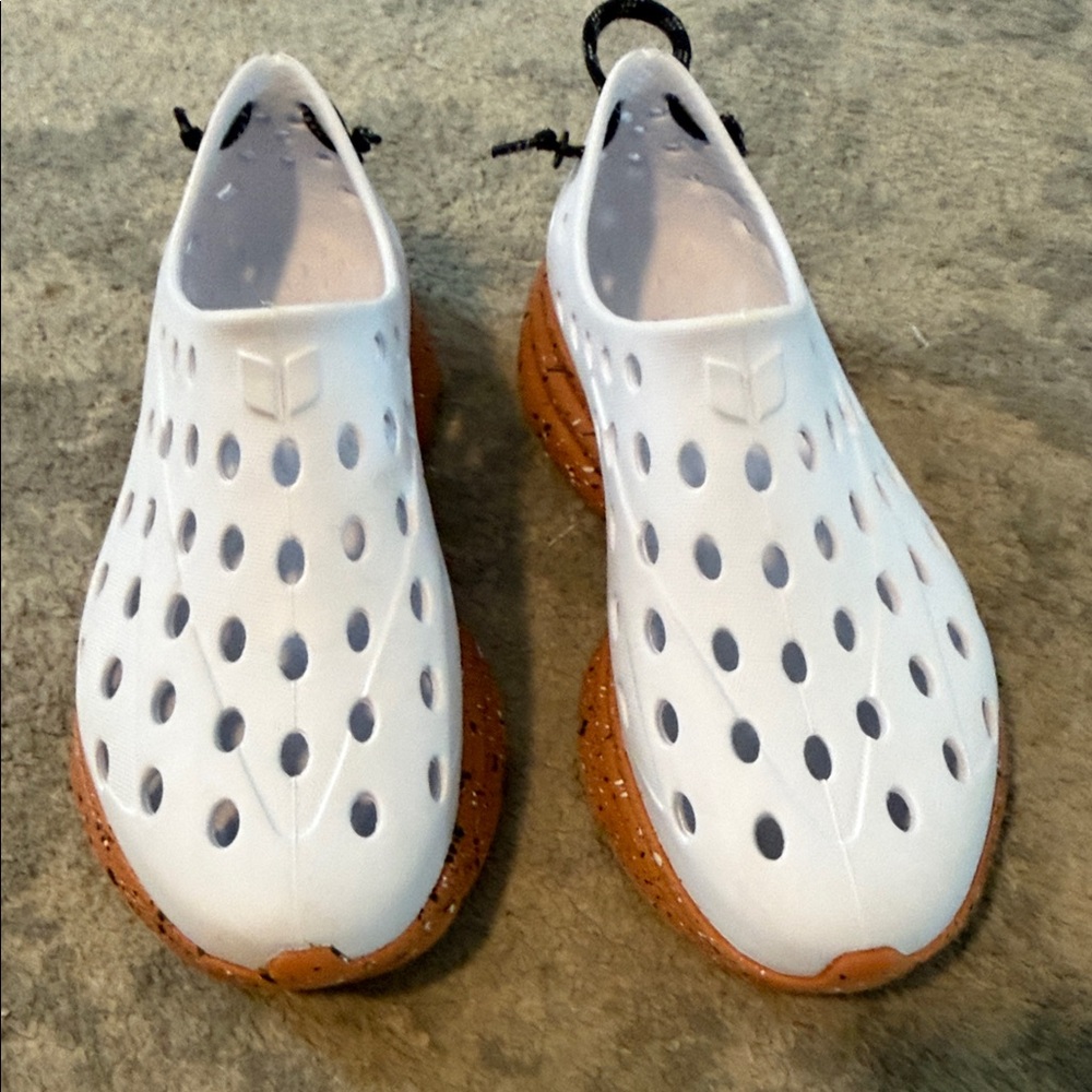 KANE FOOTWEAR - REVIVE recovery shoes - Picture 4 of 5